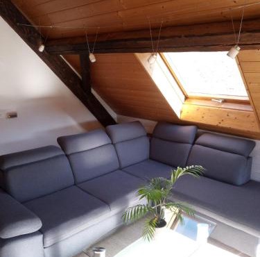 Bright, sunny holiday apartment on the farm in Oberdiessbach