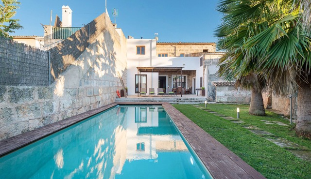 CAN SERRAL - Villa with private swimming pool and free WIFI in Algaida