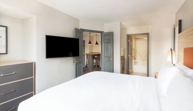 Candlewood Suites Eagan Arpt South - Mall Area by IHG in Eagan