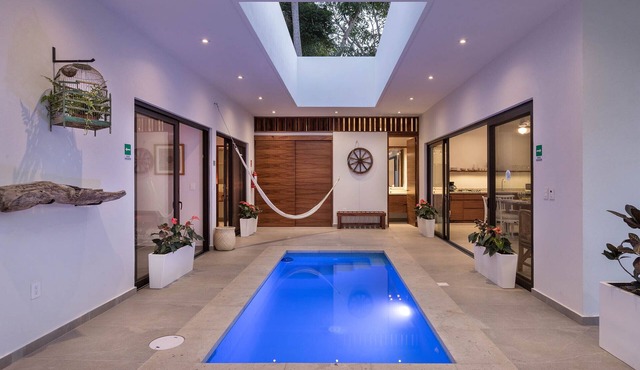 Casa Arena: House with Private Pool, Terrace & Partial Ocean View in San Francisco