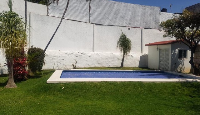 Casa Cuernavaca con alberca en fraccionamiento in Cuernavaca