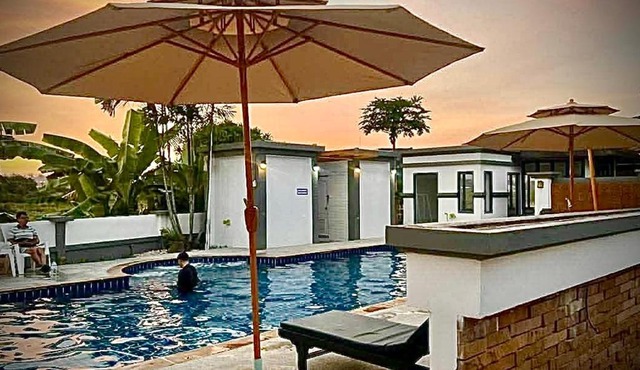 Casa Gris with Shared Pool in Phuket