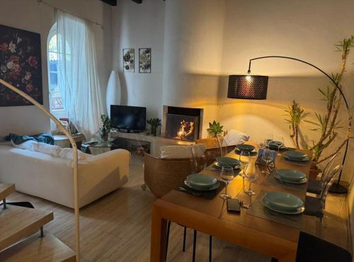 Casa indipendente con vista lago nel cuore di Morcote in Morcote