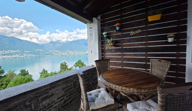 Casa Melitta' Ferien mit schönem Seeblick by Interhome in Piazzogna