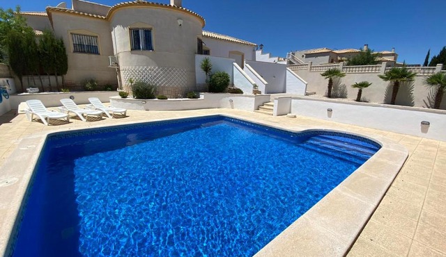 Casa Pepidecor in Castalla