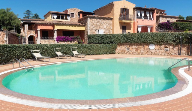 Casa Stella Di Mare - Two Bedroom Apartment, Sleeps 5 in Buddittogliu Straulas