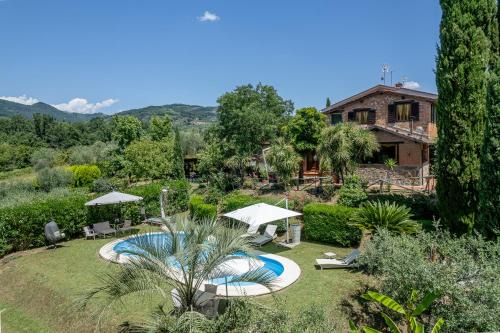Casa Valentina, Private Pool, Wifi, Ac, Montacatini in Massa e Cozzile