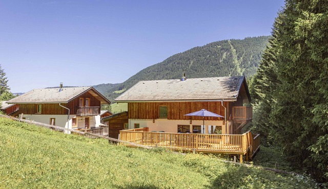 Chalet # 85 with 4 BR for 8 to 10 people in Annaberg
