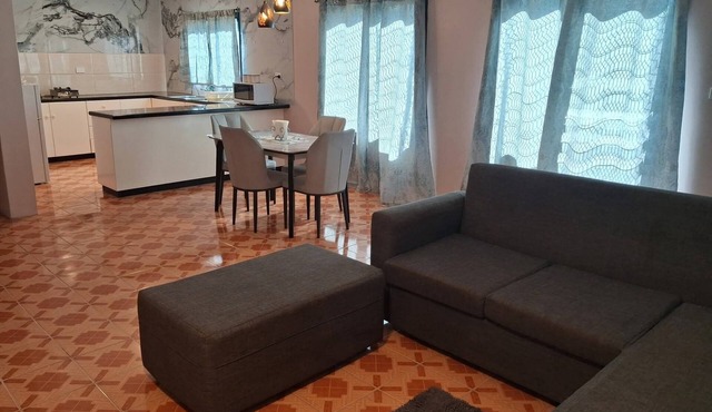 Charming 2-bedroom mobile home with AC, WiFi in peaceful Nadi in Nadi