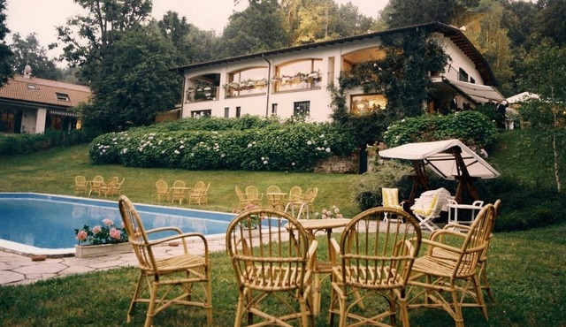Comfortable villa with private pool and large garden, near Como and Milan in Montorfano