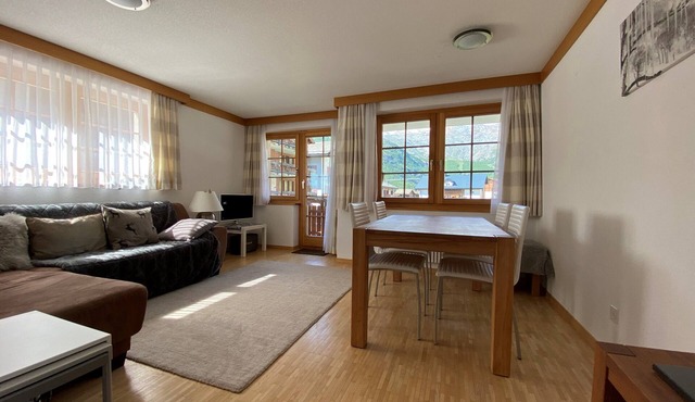 Cozy 2-Bedroom Apartment with Stunning Mountain Views in Saas-Fee in Saas-Fee