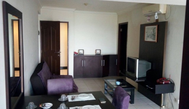 Cozy Studio Apartment 2 Bedroom Sleeps 3 with Great Location-GWR1916 in Tangerang