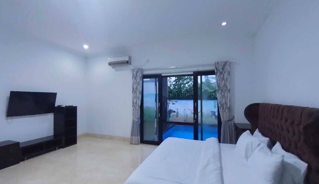 Cozy villa with private pool in Jawa Barat