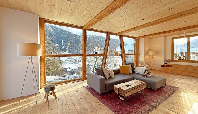 Design chalet with Alpine panorama in Riom