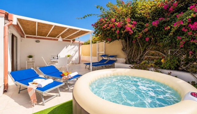 Dune - Two Bedroom Villa, Sleeps 4 in Scicli