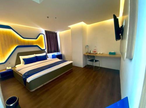Golden Palace Hotel in Batu Merah