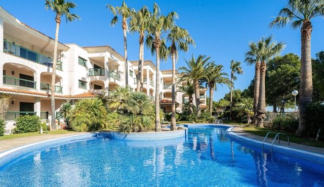 Holdiday Apartment 'Costa Linda 1' with Sea View, Pool & Wi-Fi in Hospitalet del Infante