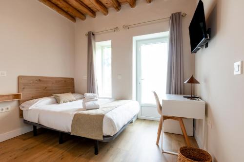 Hospedería Boho Granada by eme hoteles in La Zubia