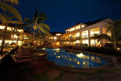 Incredible Luxury Villa in Paradise Near Shopping Golf and 3 Beaches in Koloa