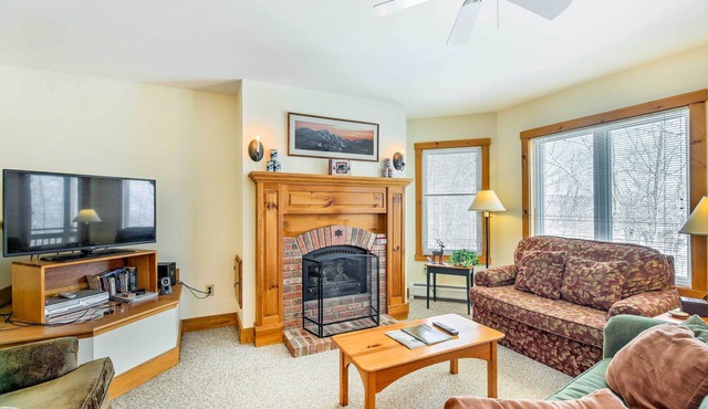 Inviting Ski-in/Ski-out Condo at Jay Peak Resort! in Jay