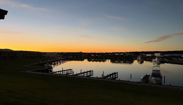 Kristina`s Place - 2 Bedroom - Water views in Hindmarsh Island