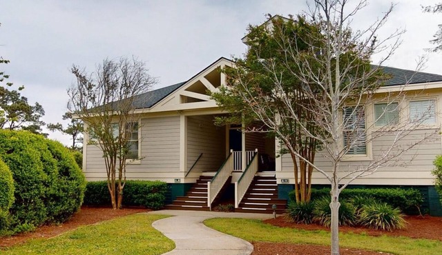 Lake Views, 2BR, 2BA, Lakeside Villa in Pawleys Island