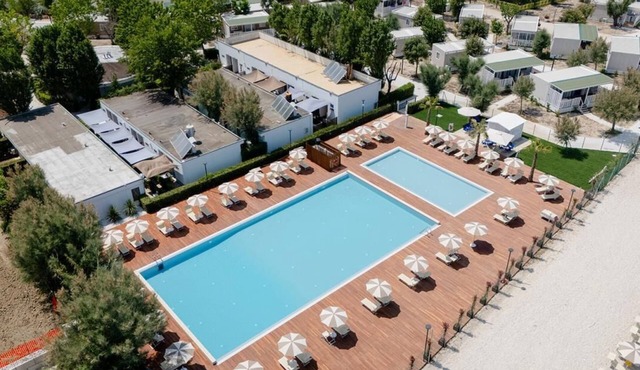 Le Mimose Family Camping Village Bungalow Deluxe for 4 people in Porto Sant'Elpidio