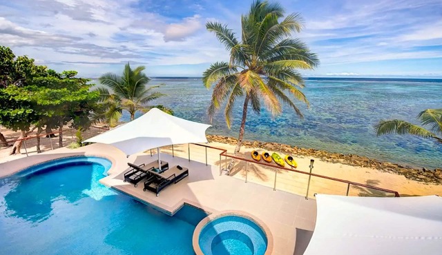 LomaniWai Luxurious All-inclusive Beachfront Villa - Maui Bay/Coral Coast in Western Division