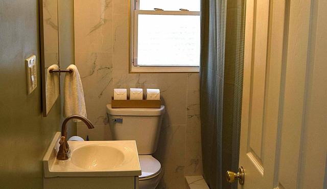 Lovely 3-bedroom house in Louisville with AC, WiFi in Louisville