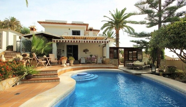 Luxurious Villa in Altea with walking distance to beach and old town in Altea