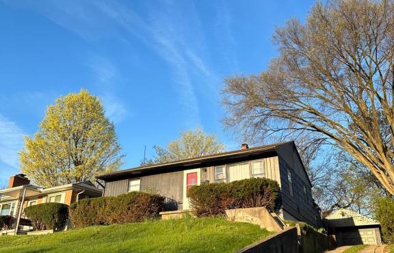 Luxurious Wright View Home in Dayton