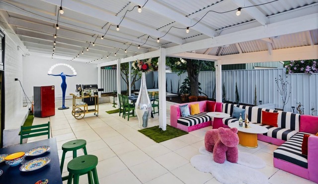 Luxury Glam Pool Retreat Near Glenelg Beach-sleeps 10 in Dover Gardens