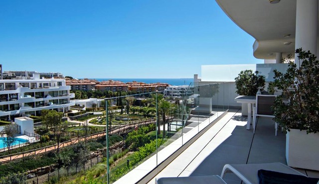 Mara's Apartments Higuerón West - Garden Villa - 246 m2 of Private Terrace & Garden - Like a House in Fuengirola