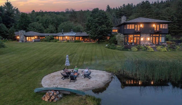 Meadowstone Manor Stowe, VT -14 BR Private Manor, 30 Acre - Book Now! in Stowe
