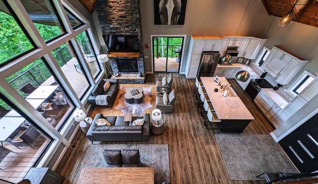 New Modern Ultra Luxury Villa in Gatlinburg Mountain Views in Gatlinburg