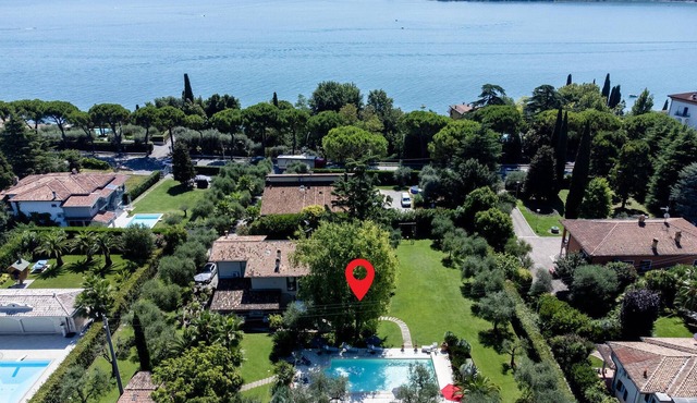 Nice home in Padenghe sul Garda BS in Padenghe sul Garda BS