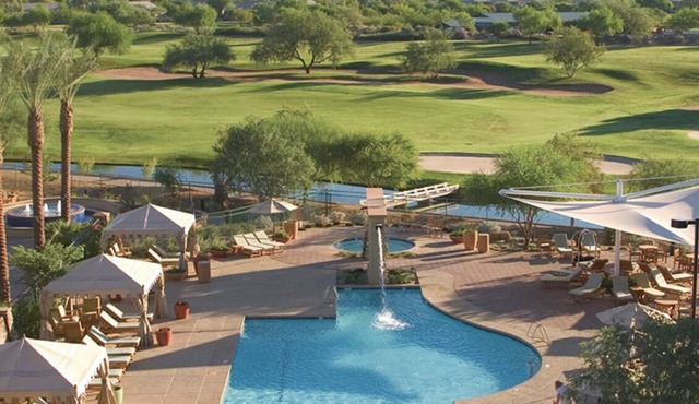 ONE-BEDROOM PREMIUM VILLA, 870 sq ftnn in Scottsdale