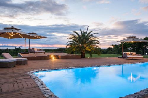 Paradis Sur Terre Ocean View Fiji Villa for 12 with 2 Private Pools in Lauwaki