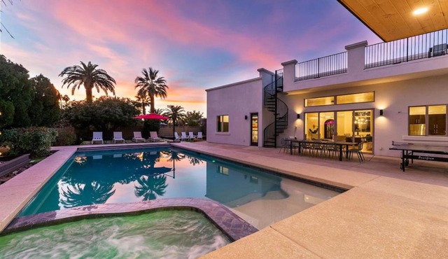 Paradise Villa in Phoenix
