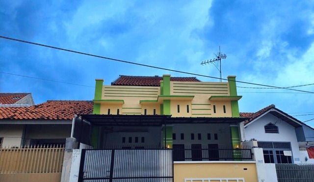 Pet Friendly - KenVan Homestay Cirebon in Ciperna