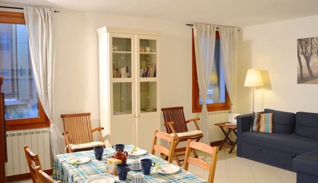 Practicality and good taste 5 minutes from Piazza S. Marco! in Venezia