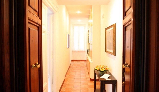 Prestigious apartment between Vatican and historical center comfort and privacy in Roma