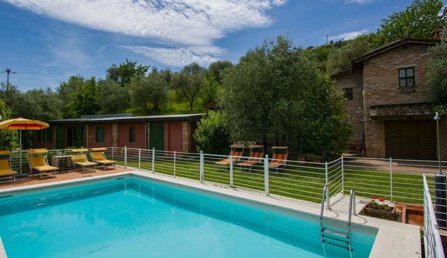 Private Villa with private pool, A/C, internet, hot tub, TV, patio, pets allowed, panoramic view in Montecatini Terme
