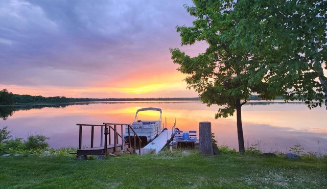 Red Oak Lodge Family-friendly fishing paradise! in Longville