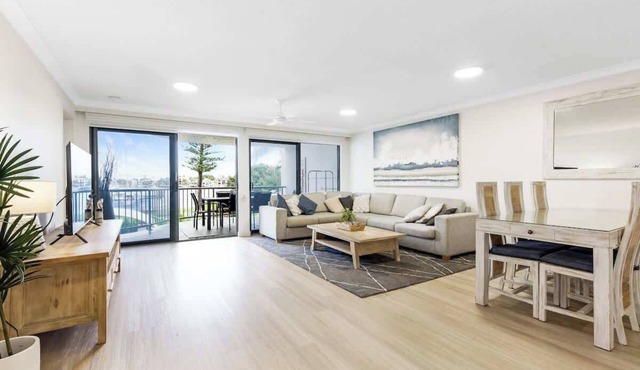 Riverdance 07 Riverfront Apt in Mooloolaba