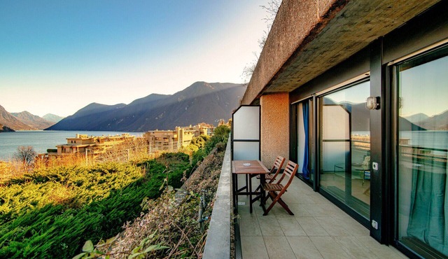 Romantic Apartment overlooking the Gulf of Lugano - PARADISE in Paradiso