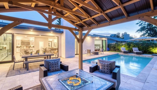 Scottsdale Getaway | Chic Comfort, Pool & Gather Spaces in Scottsdale