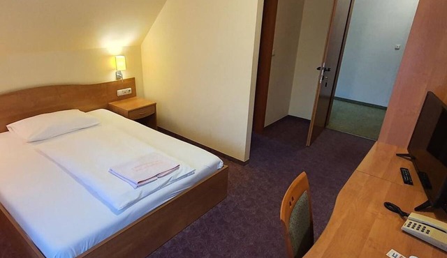 Single room with balcony (from 3 nights) - Hotel Angerer-Hof in Anger