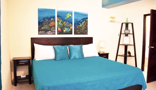 Sir Angel's Guesthouse in Belize City