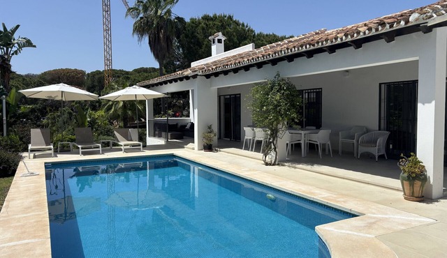 Spacious Family Villa with Pool & Sunny Garden in Marbella